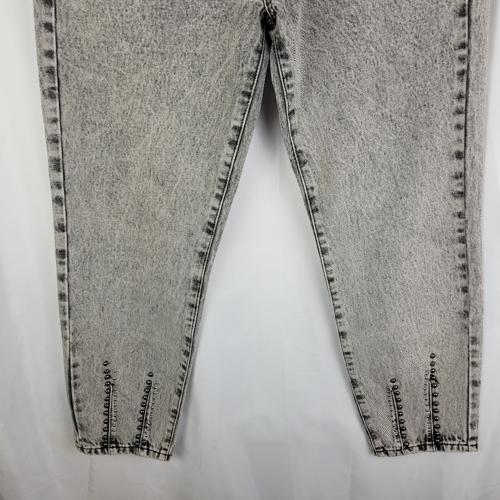 Redial Acid Wash Embellished Studded Tapered Ankle Mom Jeans Women Size 6 - Picture 8 of 16